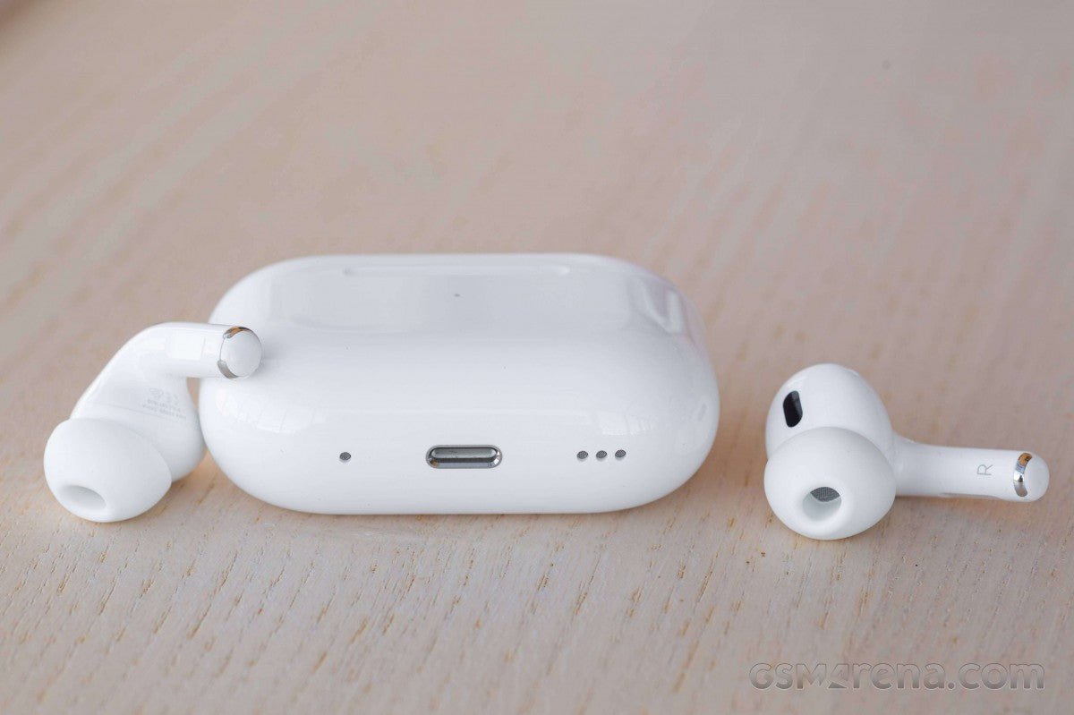 Apple AirPods'a yeni kafa hareketleri, kamera kontrolü ve daha fazlası eklenecek
