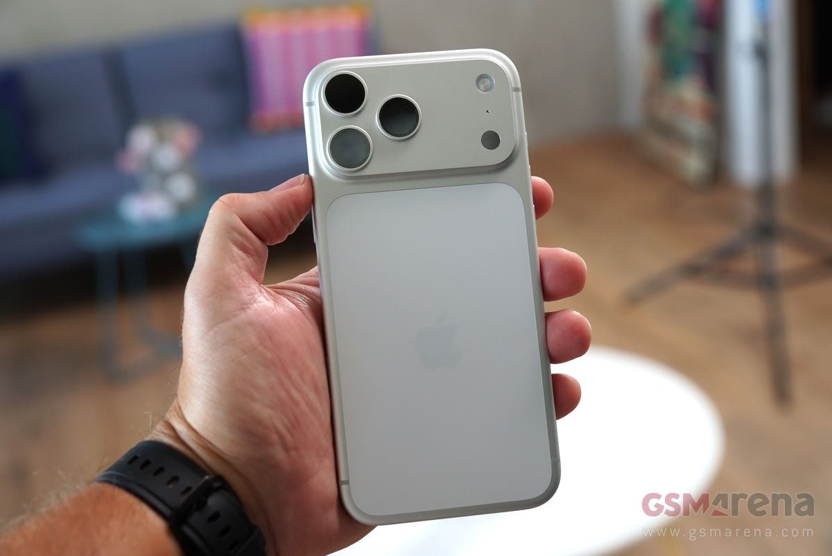Apple iPhone 17 Pro Max incelemesi için elimizde