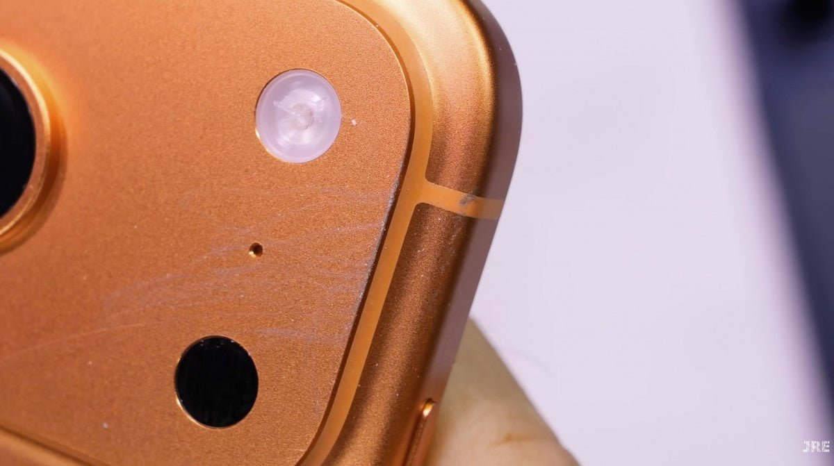 Dayanıklılık testi, iPhone 17 Pro serisinin çizilmelere karşı hassas olduğunu doğruladı.
