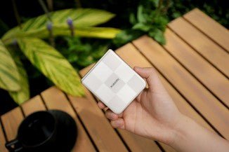 DCS tarafından paylaşılan Xiaomi Mix Flip 2'nin ilk elden fotoğrafları