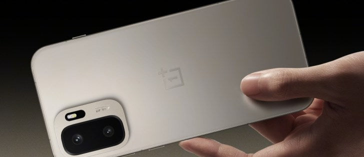OnePlus Ace 6 Ultra: Metal Storm Renk Seçeneği ve Özellikler