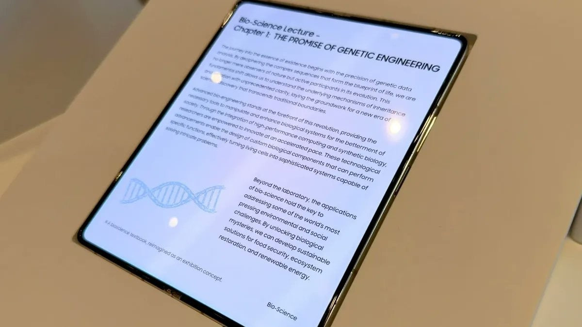 Apple Katlanabilir Ekran Siparişini Artırdı: Detaylar