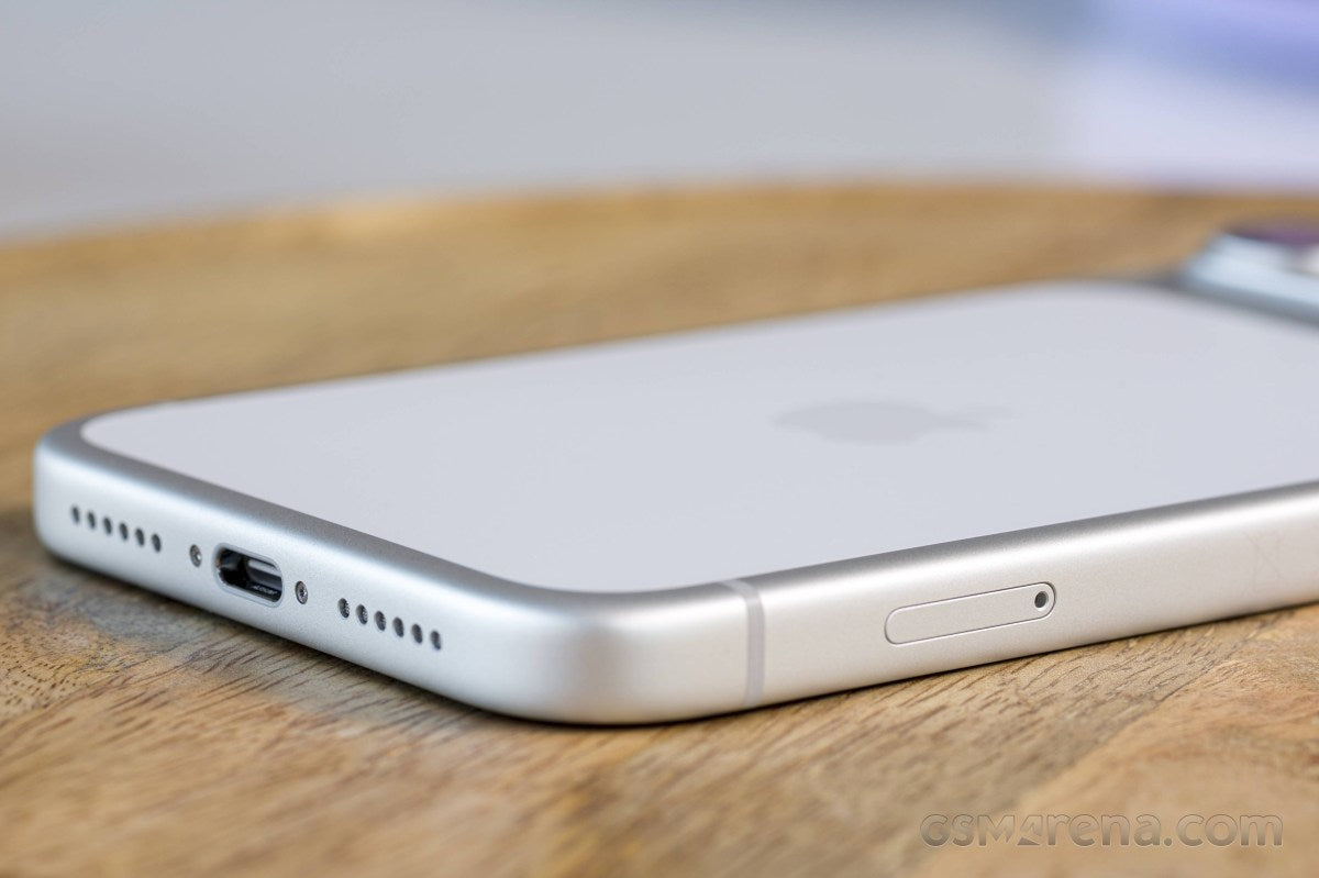 iPhone 18 Pro Max: Ağırlık ve Kalınlık Detayları (2026)