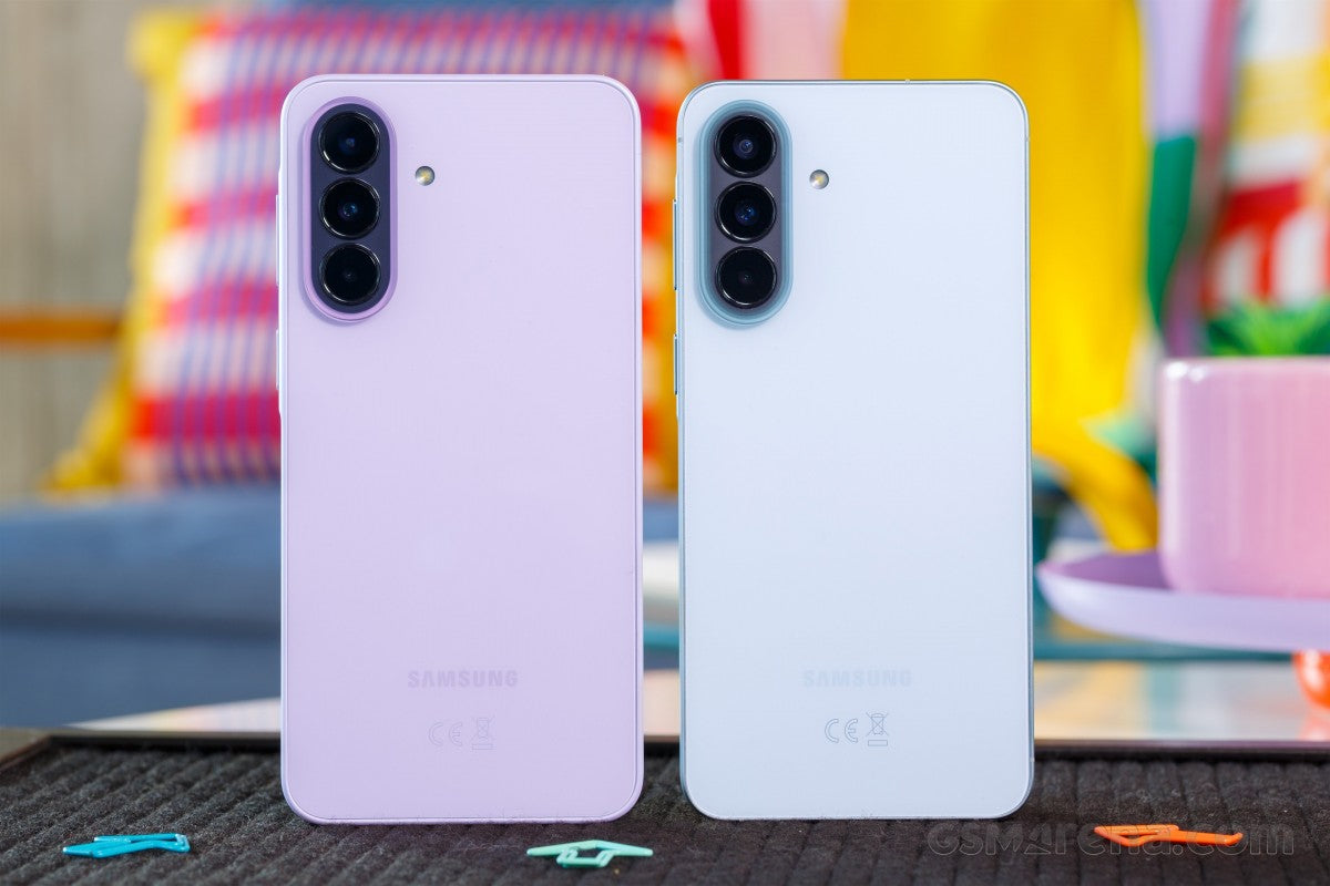 IDC: Küresel Akıllı Telefon Sevkiyatları %4 Düştü, Samsung Lider
