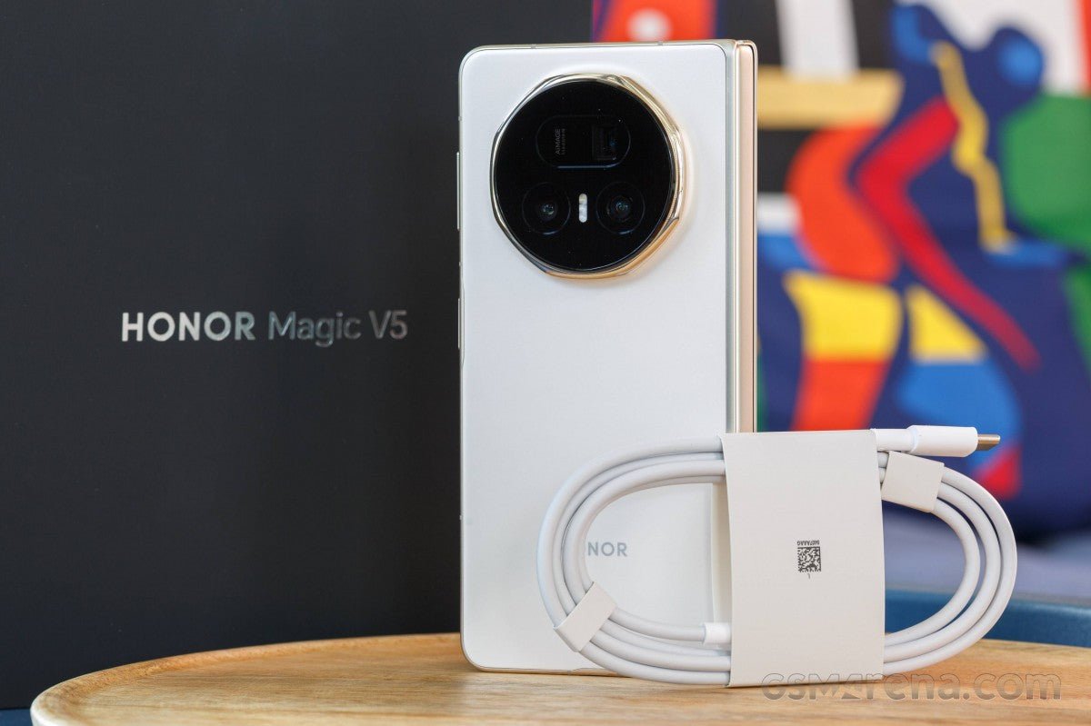 Honor Magic V5 pil ömrü ve şarj testi sonuçları