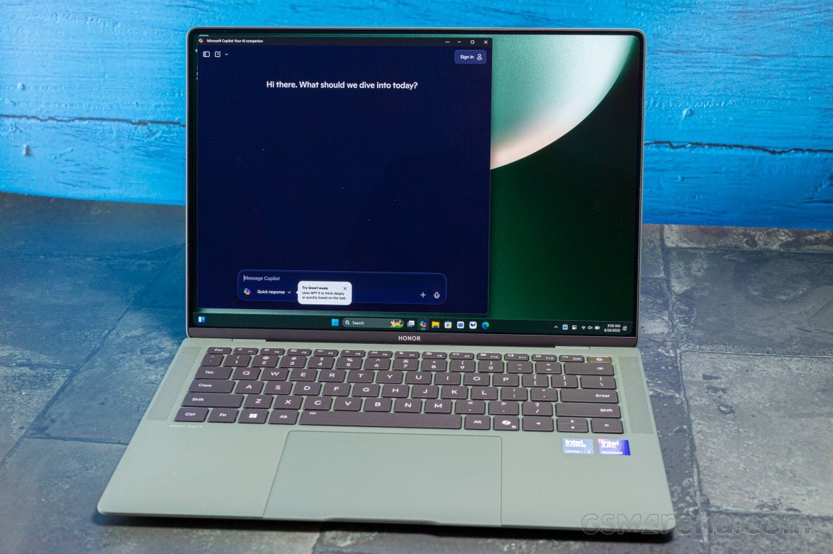 Honor MagicBook Art 14 2025 Intel Core Ultra 7 255H incelemesi