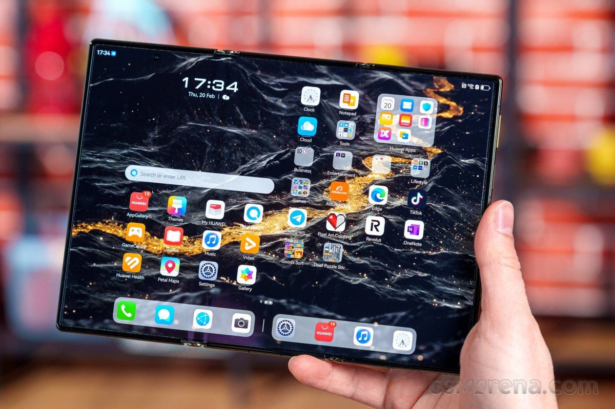 Huawei'nin bir sonraki üç katlı akıllı telefonuyla ilgili daha fazla detay sızdırıldı ve adı Mate XT 2 olmayacak