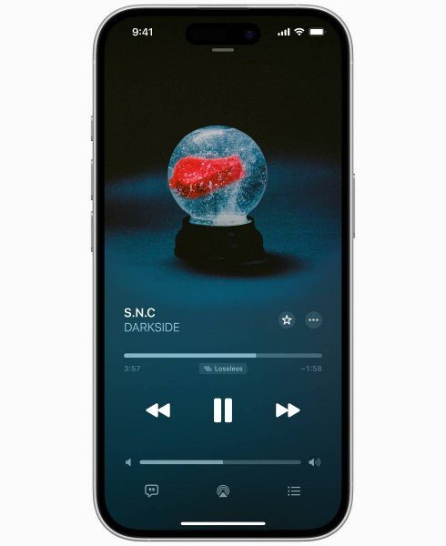 iOS 18.4, AirPods Max USB-C kullanılırken kayıpsız ses ve düşük gecikme modları ekleyecek