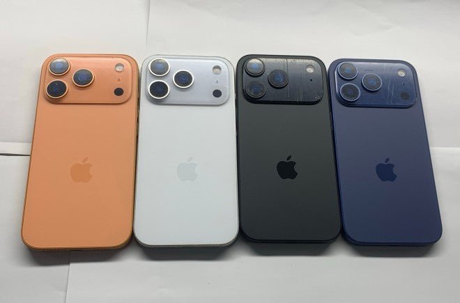 iPhone 17 kuklaları güncellenmiş renk paletleriyle poz veriyor