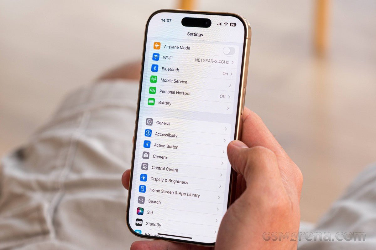 iPhone 17 Pro'nun artık depolama alanı olarak 256GB ile başlayacağı dedikodular arasında