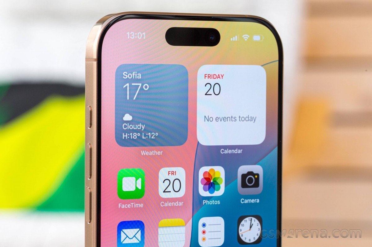 iPhone 18 Pro'nun ekran altı Face ID özelliği şu anda test aşamasında, iddia ediliyor