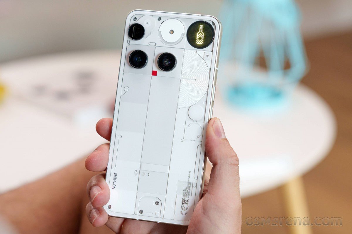 Nothing Phone (3) Android 16 beta başvuruları başlıyor