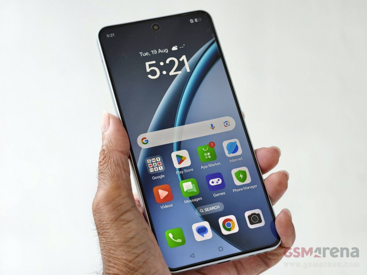 Oppo K13 Turbo Pro inceleme: Dahili soğutma fanı bulunan 7.000 mAh bataryalı telefon
