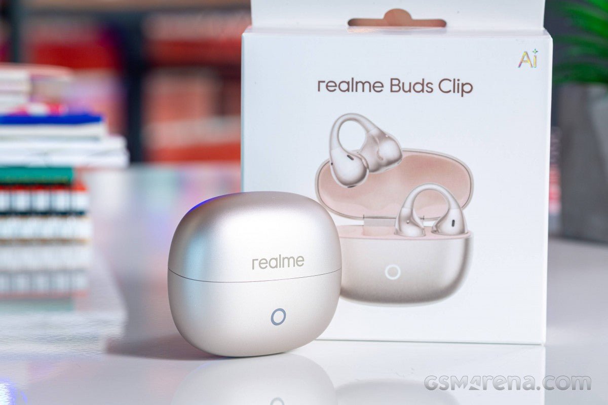 Realme Buds Clip'in kutu açılışı ve kullanıcı deneyimi videosu