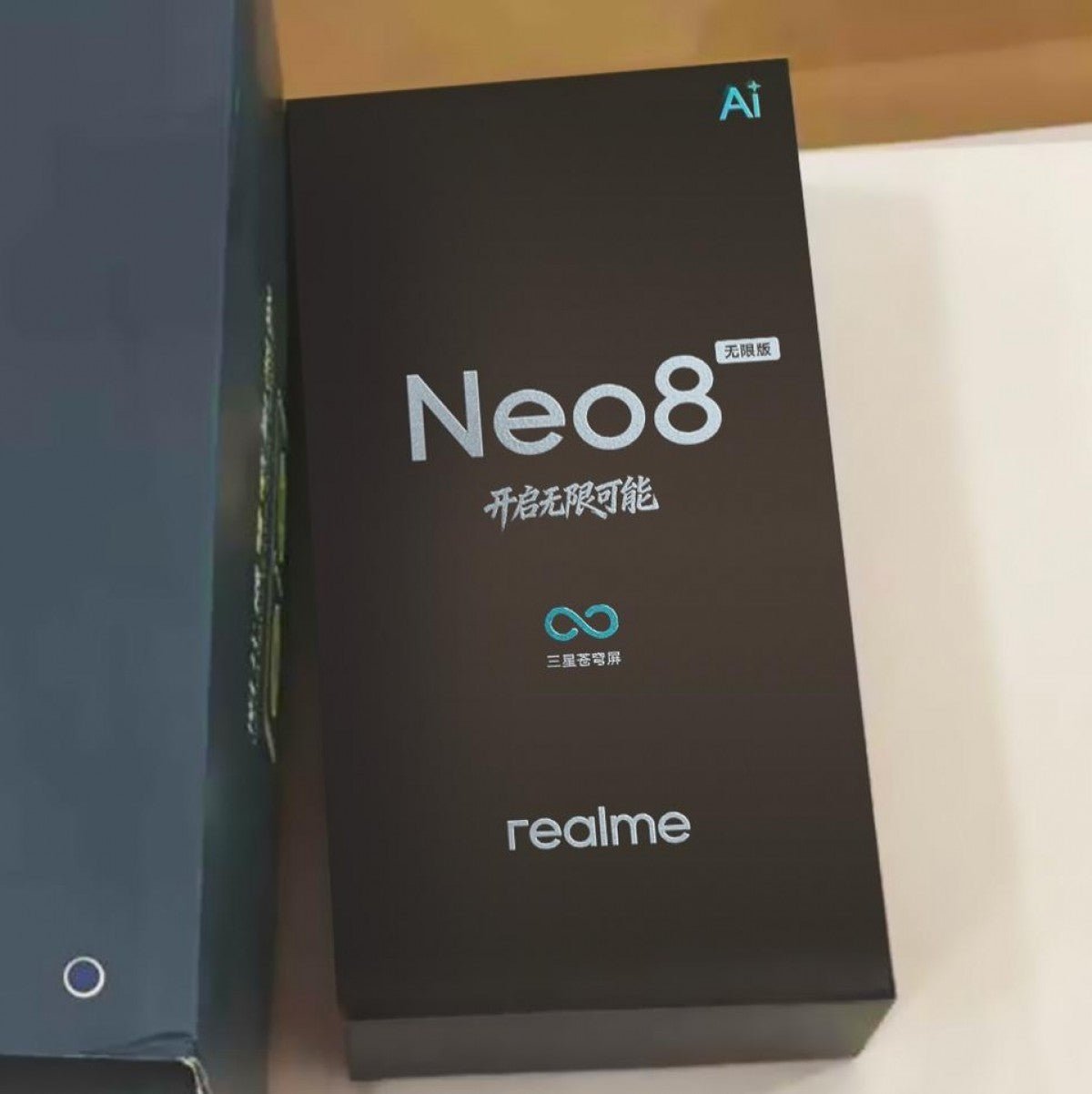 Realme Neo8 Infinite sürümü perakende kutusu sızıntısı, ekran özellikleri ortaya çıktı