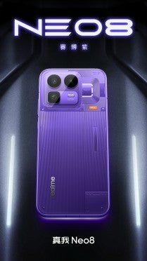 Realme Neo8, üç farklı renk seçeneğiyle sergilendi.