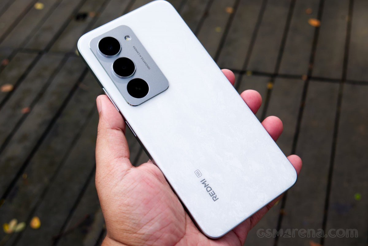 Redmi 15 5G inceleme için geldi
