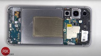 Samsung Galaxy S25 FE parçalama videosu, iyileştirilmiş tamir edilebilirliği ortaya koyuyor