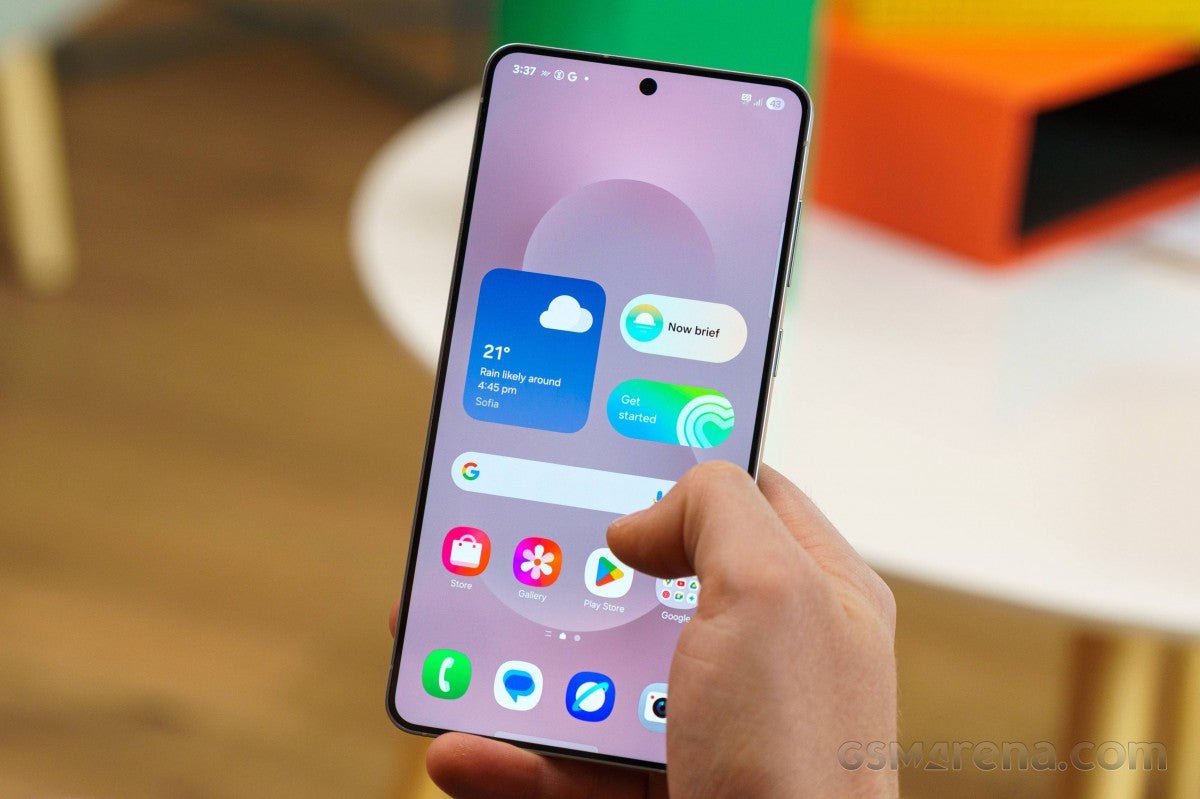 Samsung Galaxy S26 Edge, öncüsünün ana sorununu düzeltecek ve hatta daha ince olacak.