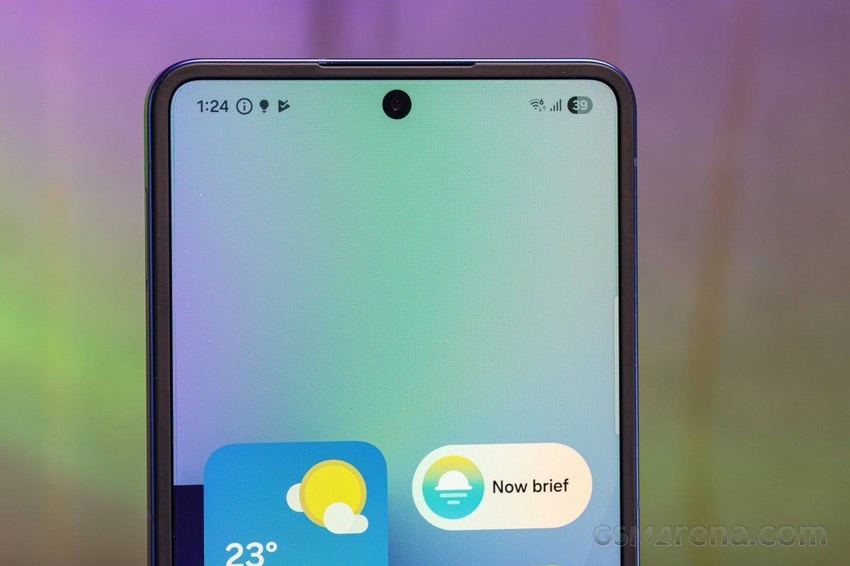 Samsung Galaxy Z Flip8'in kameraları detaylı hale getirildi.