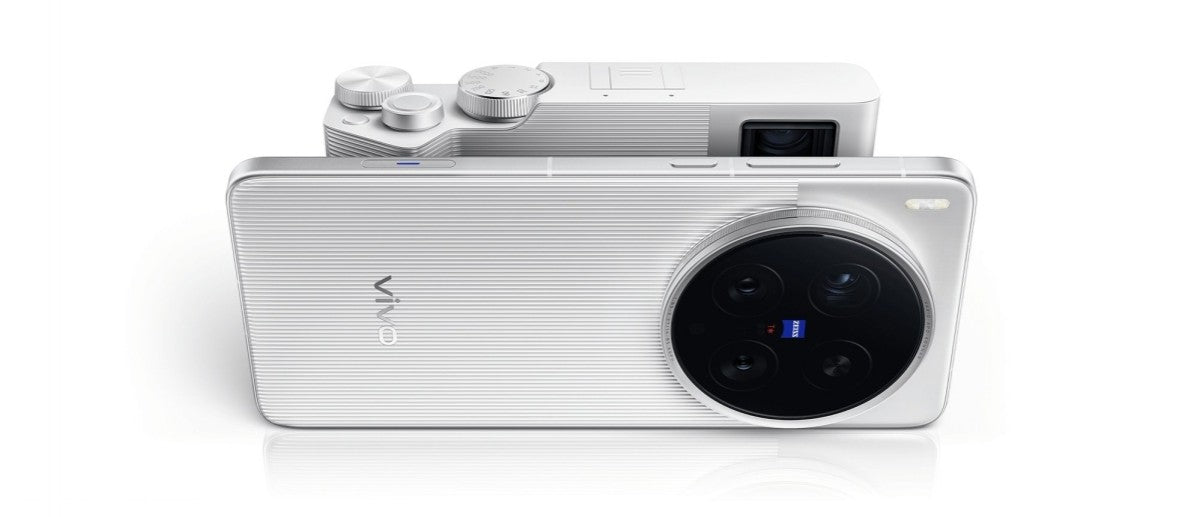 vivo X200 Ultra, ek lens ile tanıtıldı, X200s ise dev bir batarya ile katılıyor