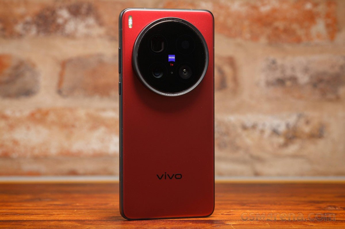 vivo X300 Ultra'nın küresel piyasaya sürüleceğini doğrulayan başka bir sertifika