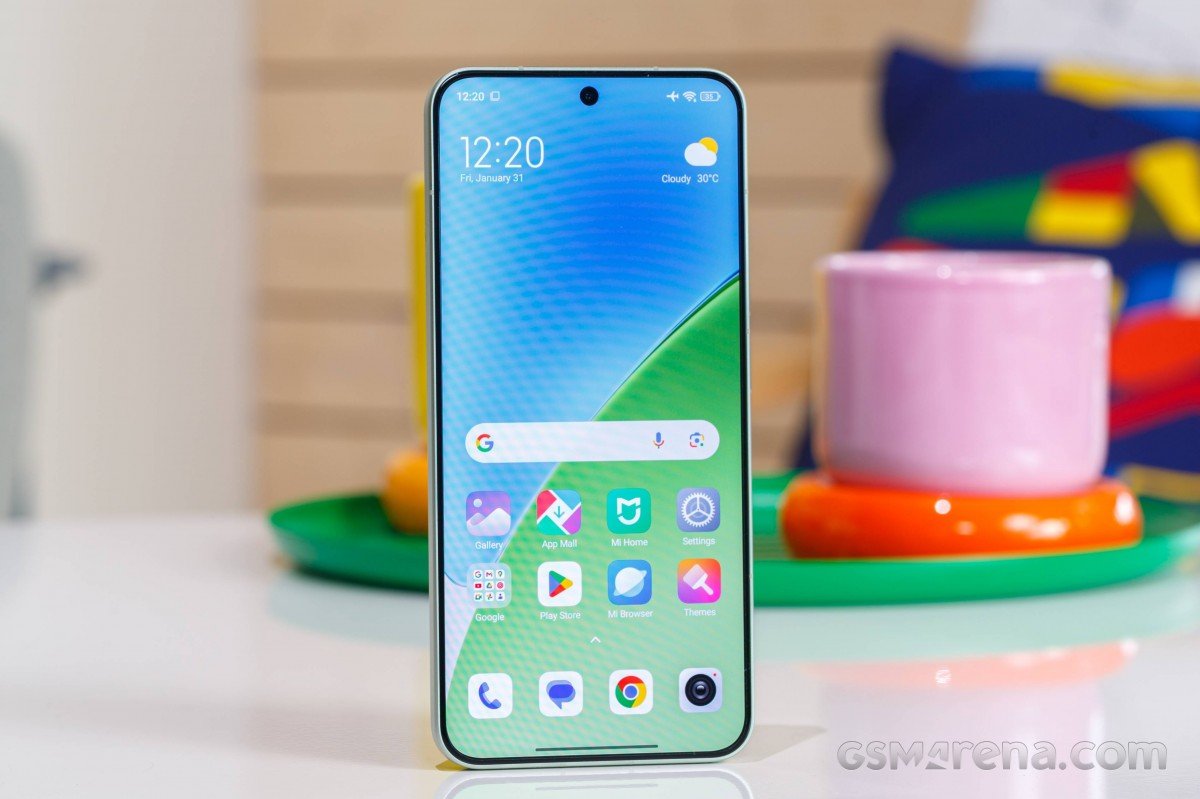 Xiaomi 16 ve Xiaomi 16 Pro'ya büyük bir selfie kamerası güncellemesi gelecek